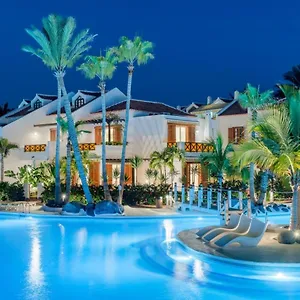 Villas And In A Popular Complex Playa de las Americas (Tenerife)